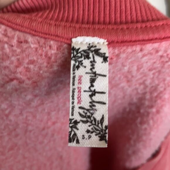 Intimately Free Distressed Faded Pullover Sweatshirt Casual Cozy Comfy Modern - Picture 6 of 9